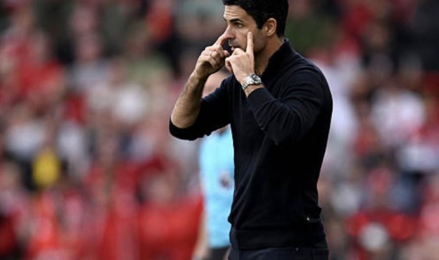 卡拉格：阿森纳过度依赖定位球，他们缺少创造机会的能力